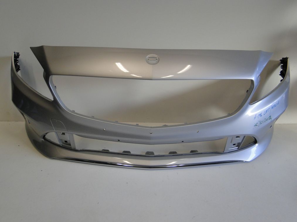 MERCEDES A KLASA W176 LIFT ZDERZAK PRZEDNI + CHROM