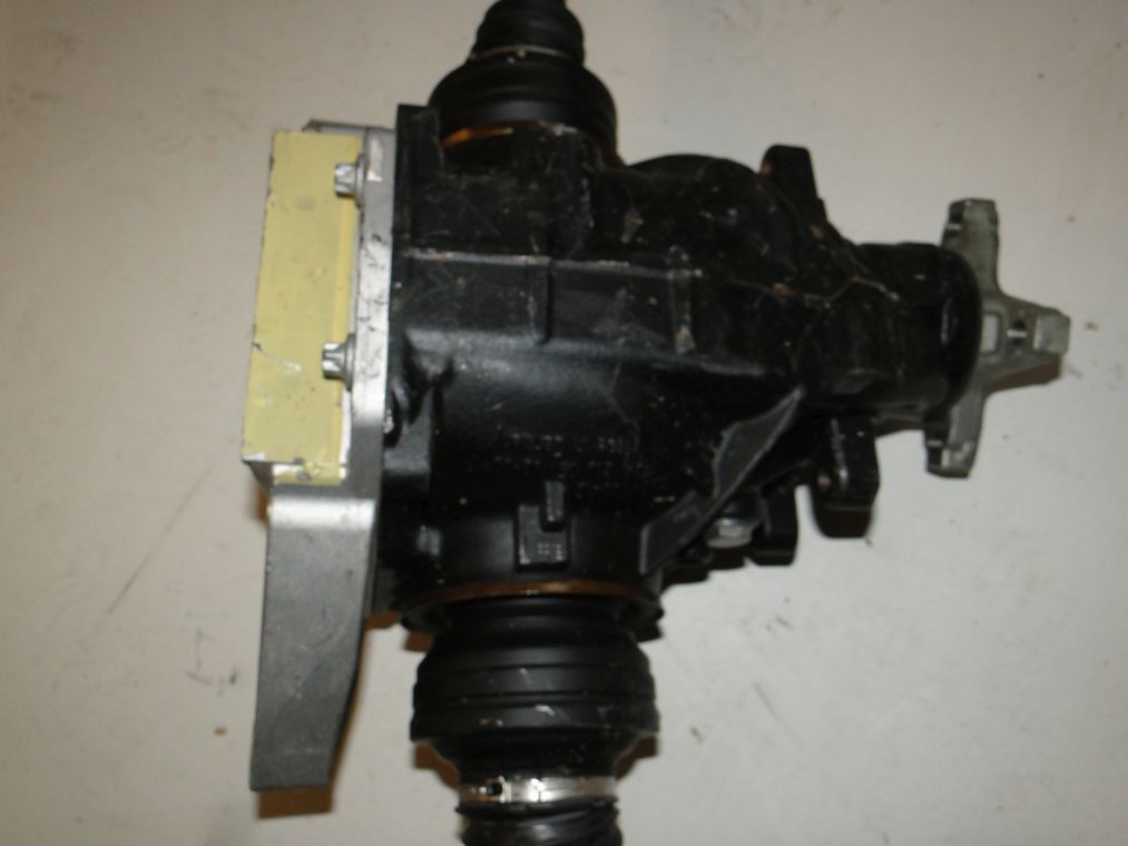 MERCEDES AMG MOST TYLNY DYFER A2133506308 - obrazek 11