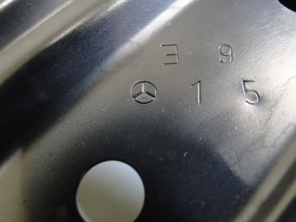 MERCEDES C KLASA W203 BŁOTNIK LEWY PRZEDNI NOWY - obrazek 5