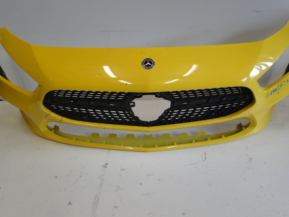 MERCEDES A KLASA W177 ZDERZAK PRZEDNI ŻÓŁTY - obrazek 4