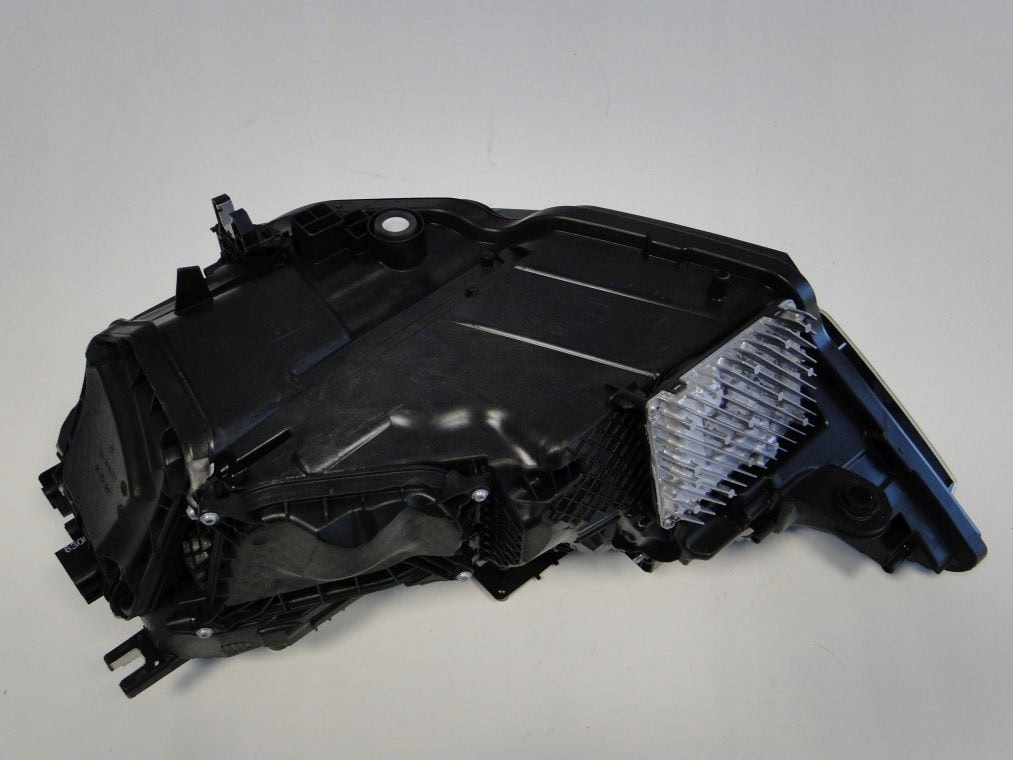 AUDI A6 C8 S6 LAMPA FULL LED MATRIX 4K 4K0941036 - obrazek 12