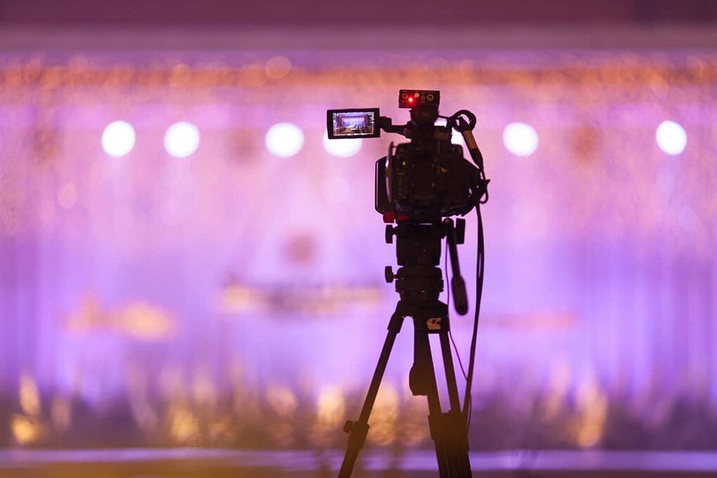 Live stream weddings Camera