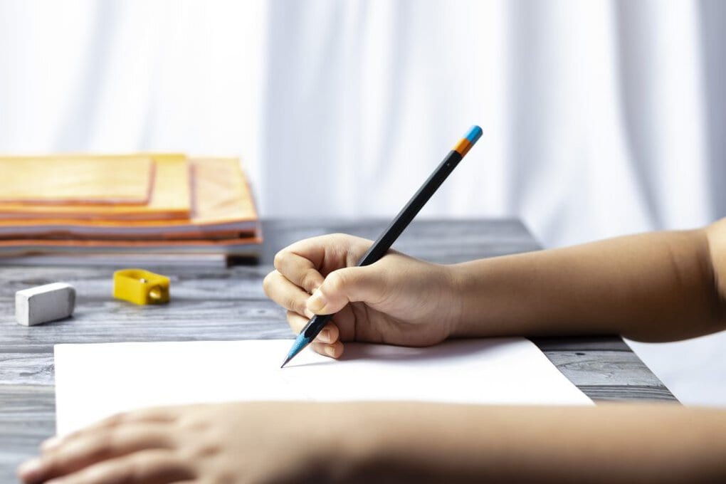 Câu tường thuật dạng câu hỏi là gì?