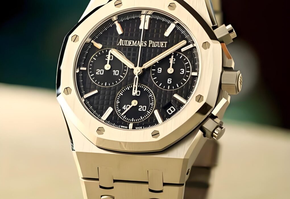 오데마 피게 로얄 오크 스타일 레플리카 시계, 타원형 베젤과 타피터리 다이얼