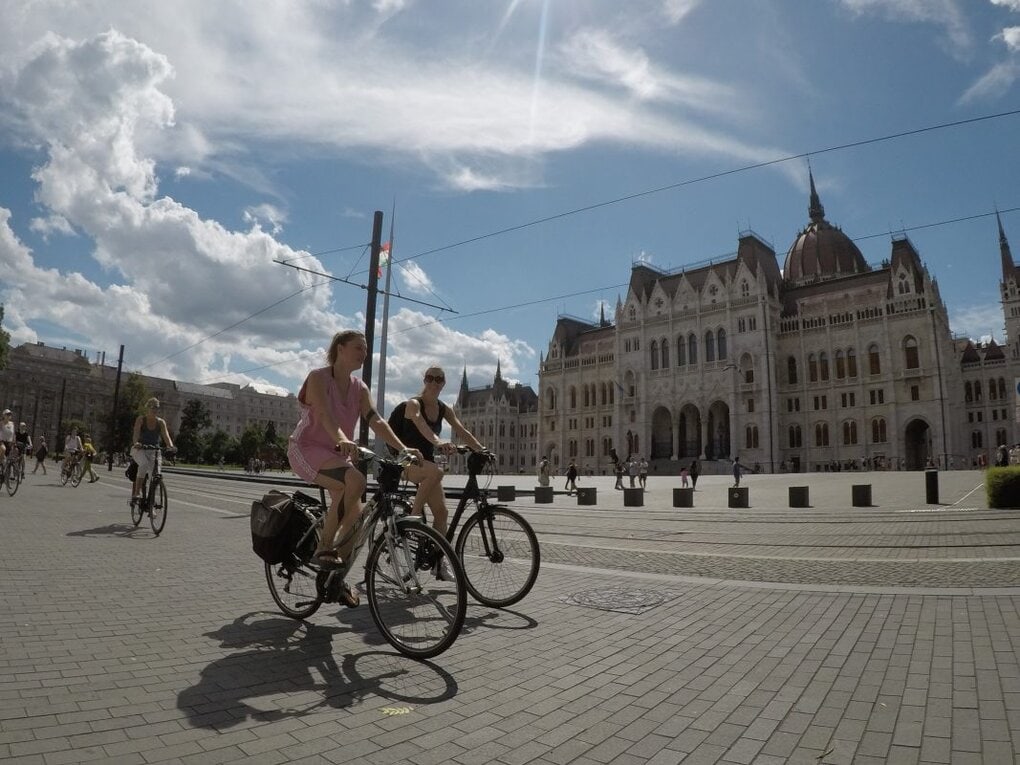 Budapest Bike tour - Parliament Budapest