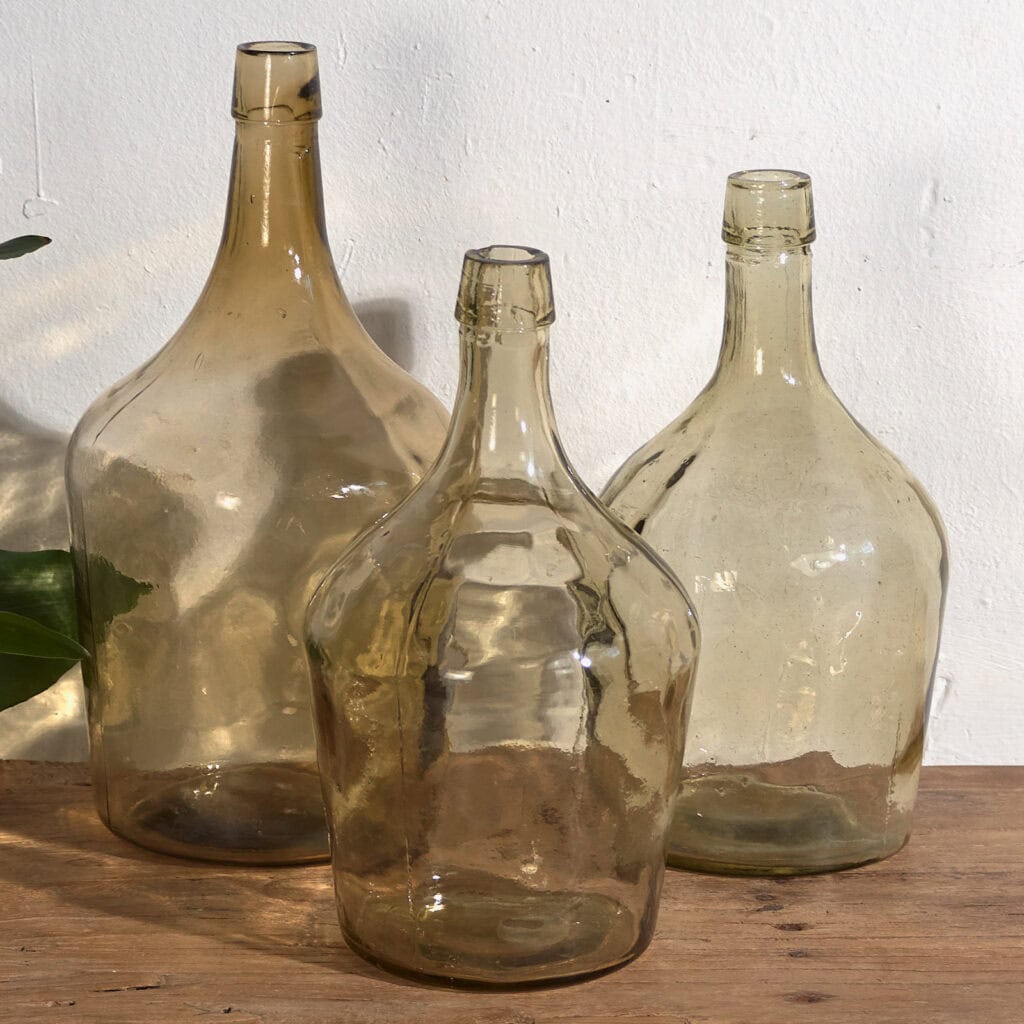 Demijohns anciens de couleur marron (vers 1920). Ensemble 3 pièces #13