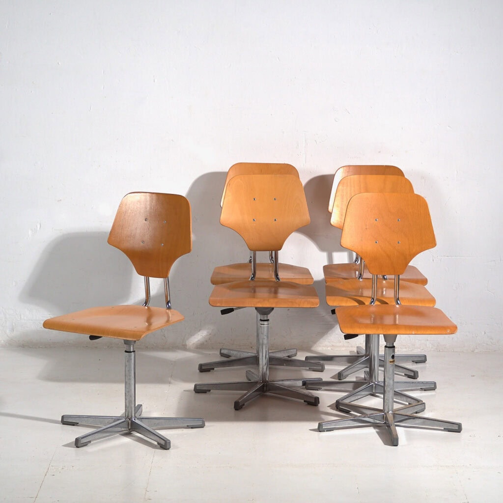 Vintage office chairs (c.1950). Set of 6 pieces