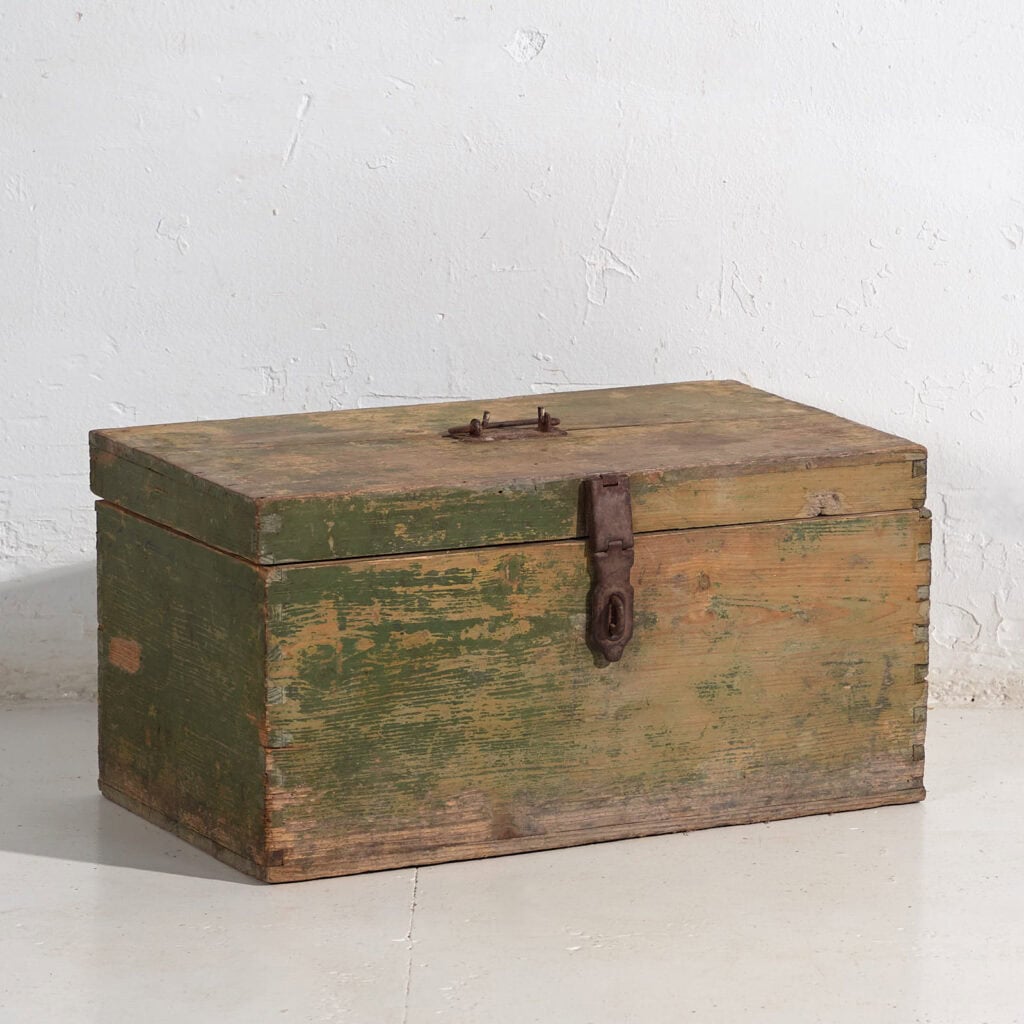Antique solid wood chest (c.1920) #77