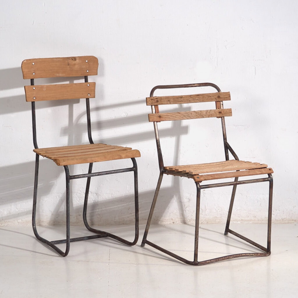 Sillas de exterior antiguas (c.1920). Conjunto de 2 piezas #1