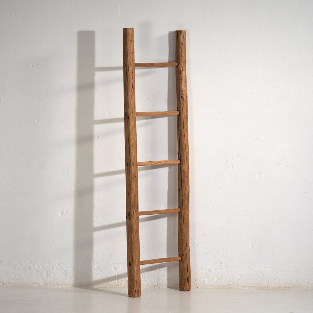 Escalier de grange ancien (vers 1920) #3