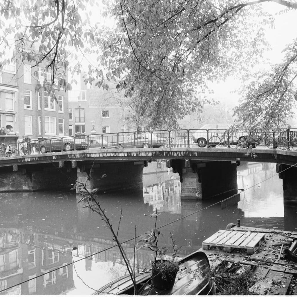 Prinsensluis (brug 60) over de Prinsengracht bij de Prinsenstraat Collectie Bureau Monumentenzorg 1953 ca. t/m 1995 ca.