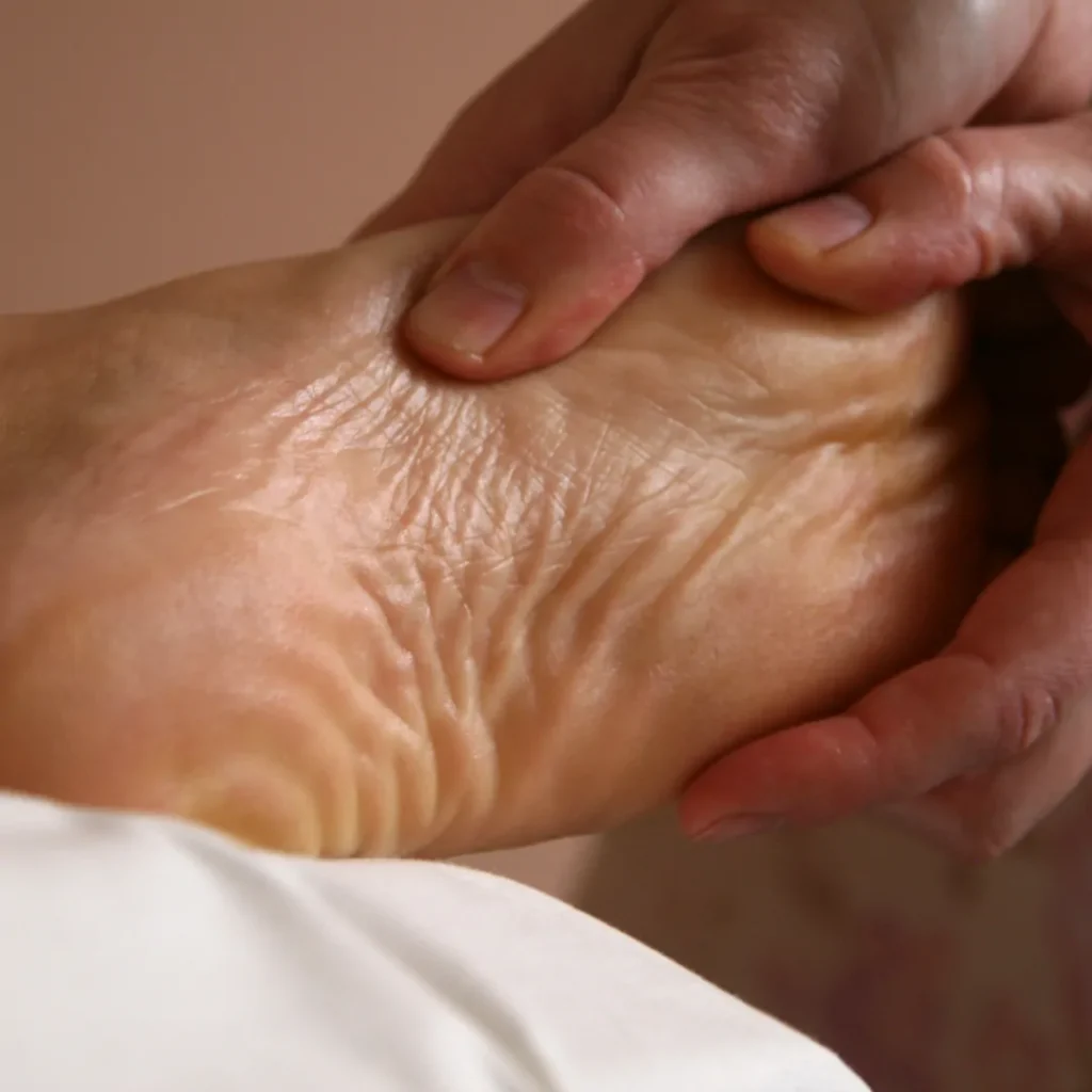 foot massage and pressure points