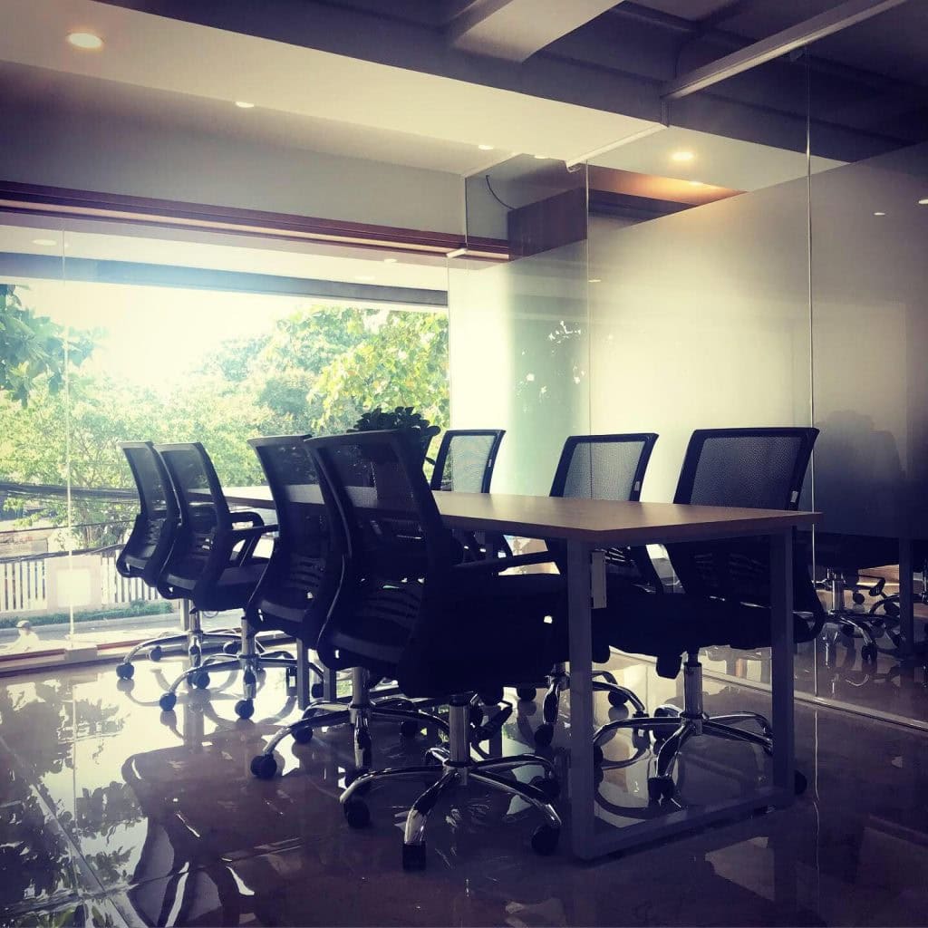 Có được đặt tên doanh nghiệp trùng với nhãn hiệu được bảo hộ