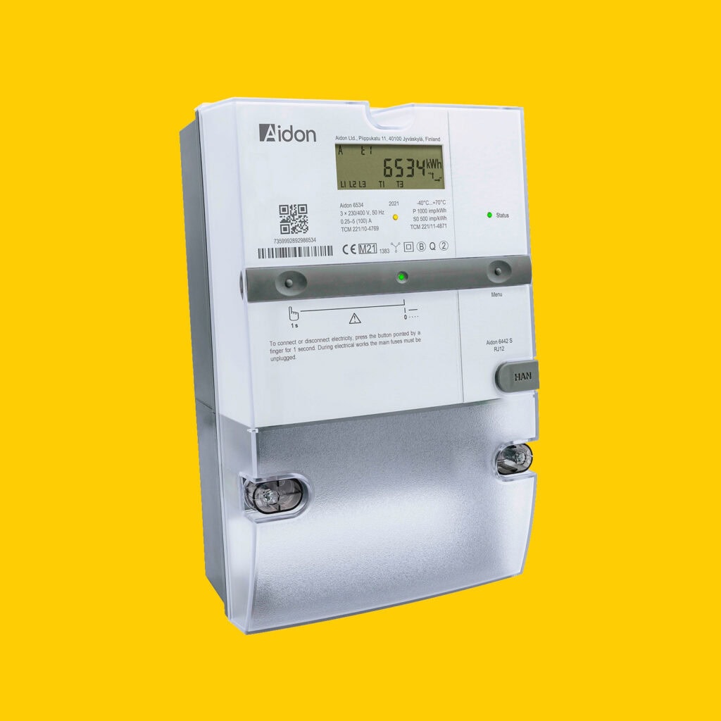 Elmätare av märket Aidon med digital display som visar 6534 kWh.
