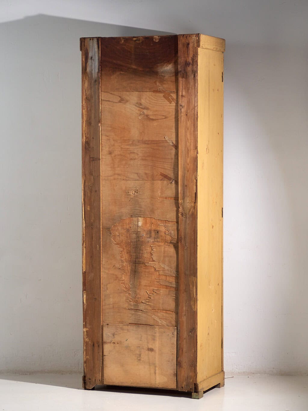 Armario antiguo de una puerta con pátina color ocre (c.1920) #18