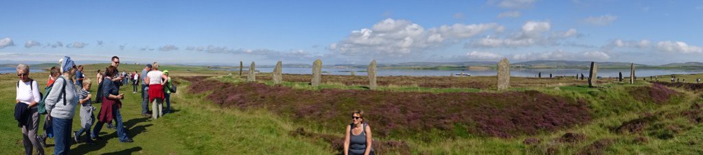 Ring of Brodgar auf den Orkney Inseln