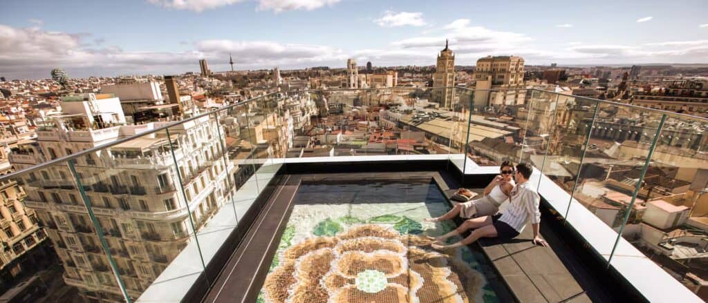 Luxury rooftop hot tub on a high-rise building overlooking downtown San Francisco.