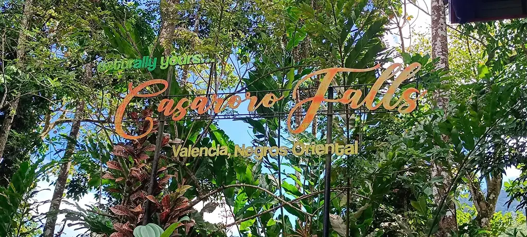 A picture of the entrance sign to Casaroro Falls in Valencia, Negros Oriental.