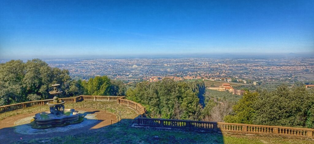 La vista da villa Mondragone, una delle Ville Tuscolane