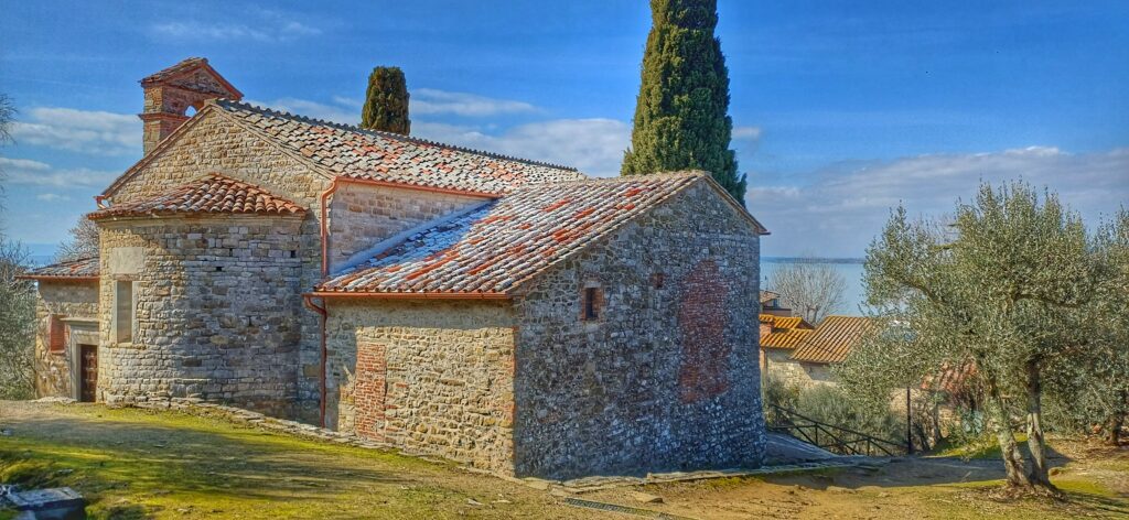 chiesetta sull'Isola Maggiore del lago Trasimeno