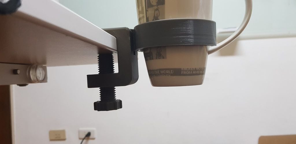 clip-on-cup-holder clip on cup holder