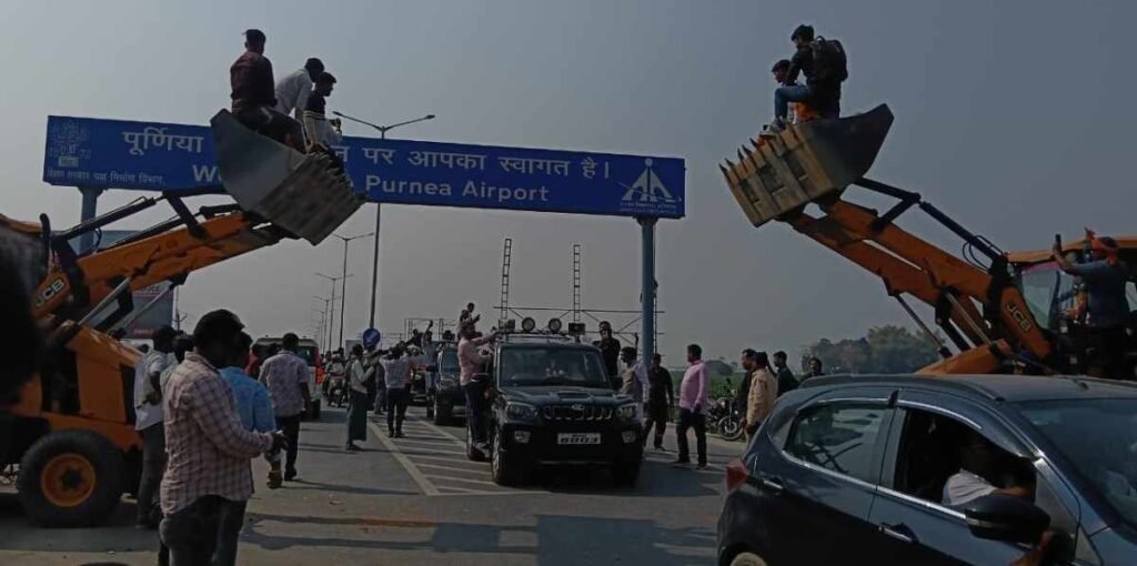 MP Pappu Yadav arrives in Purnia for the first time after bail, starts grand road show from airport