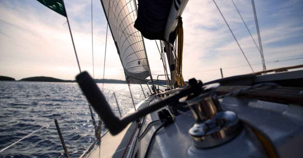 assistant engineer manning malta