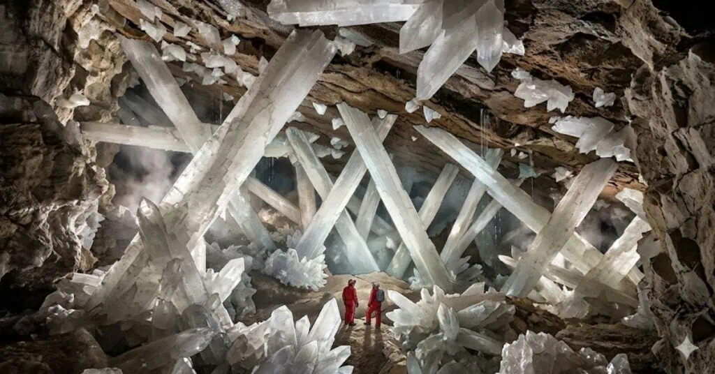  mexico giant crystal features