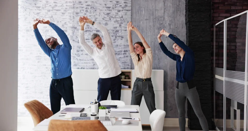Mein Angebot 2 exercise corporate business office diverse team standing1
