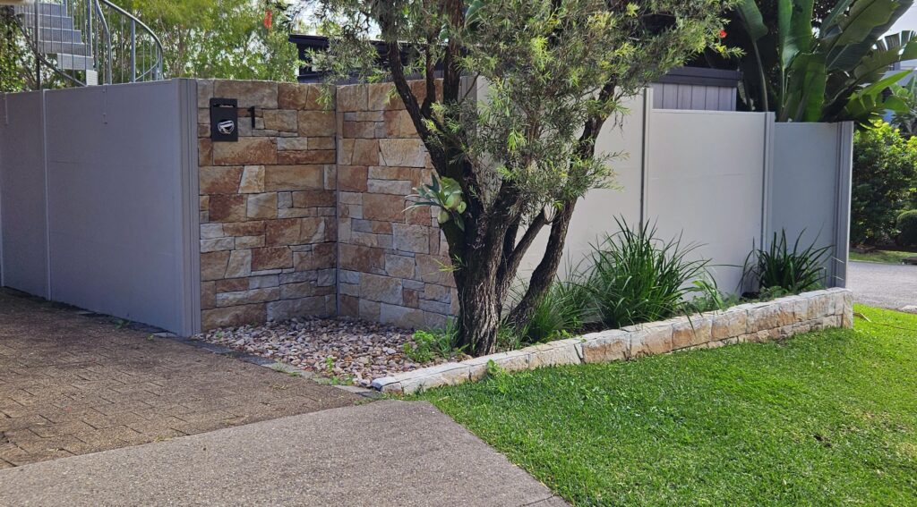 ModularWall Fence Emerald Beach - Seaside Fencing ModularWalls Fence Emerald Beach