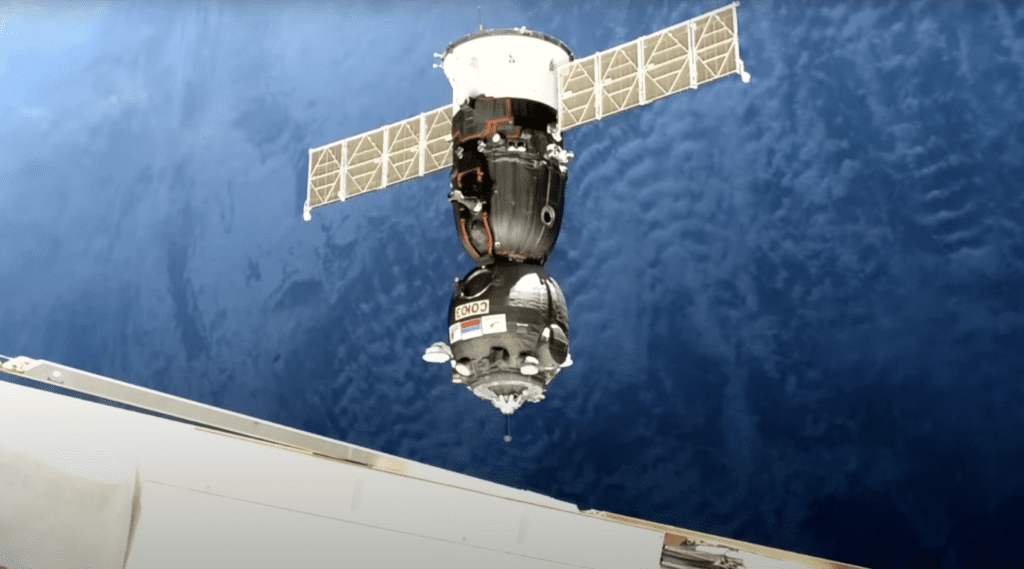 soyuz undocking april 23