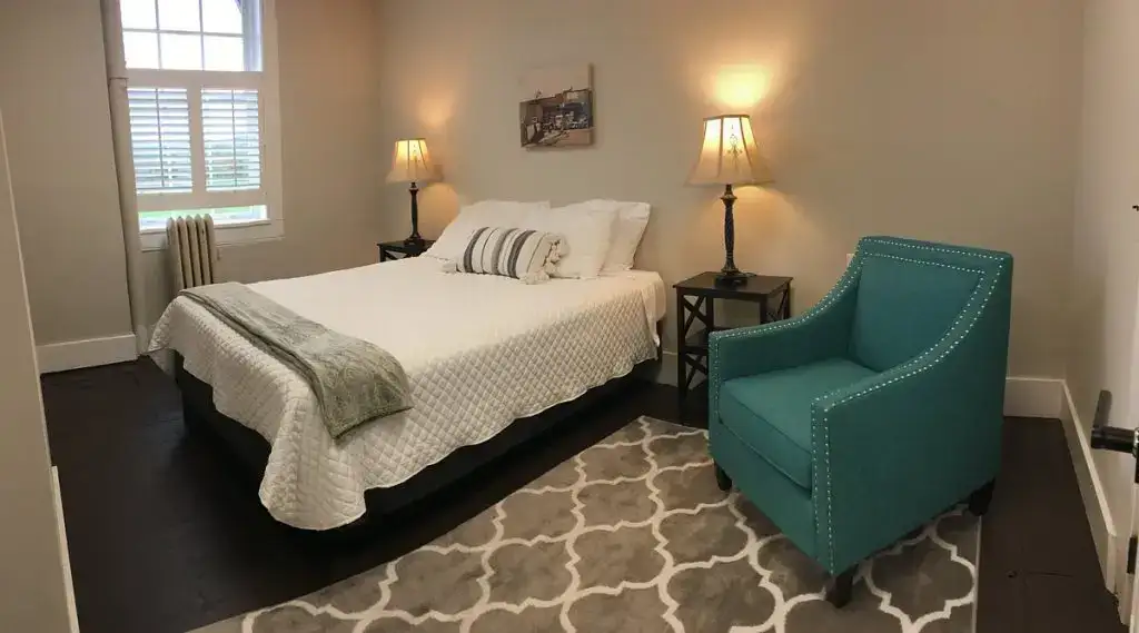 Mullin Hotel Room Moorefield West Virginia