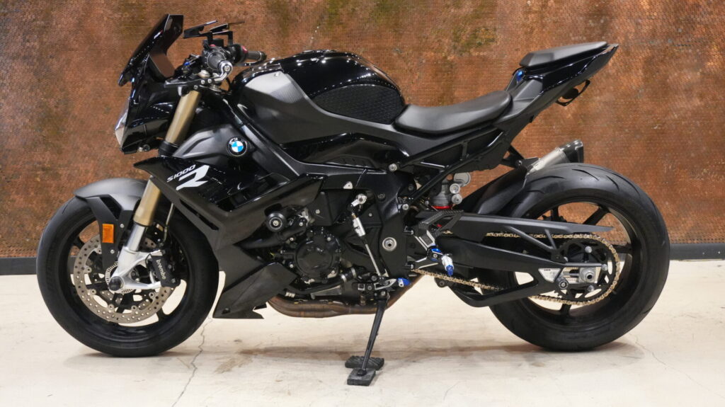 2023 BMW S1000R