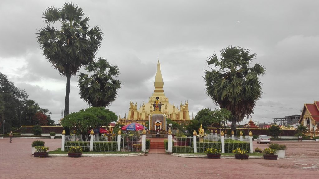 Guía de viaje para Laos - Vientiane - Visita a Pha That Luang