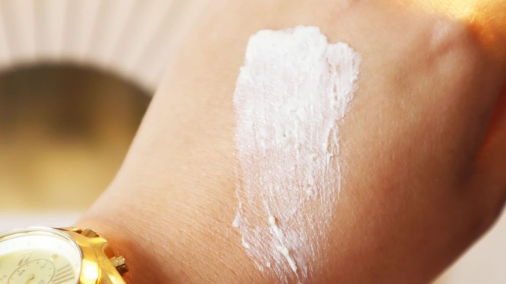 La Elegance Salt Mask