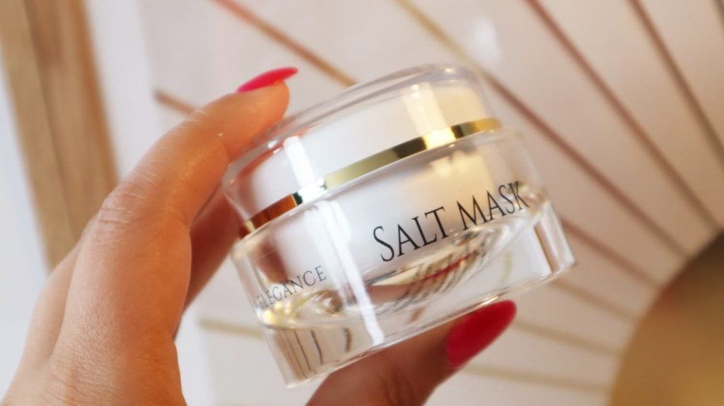 La Elegance Salt Mask