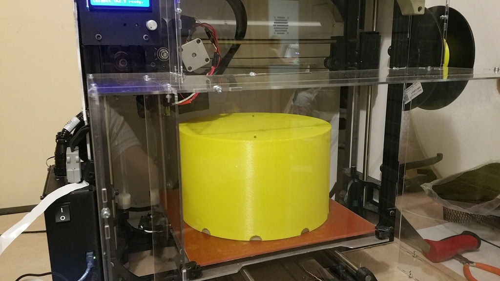 drying-filament-on-heated-bed drying filament on heated bed with enclosure