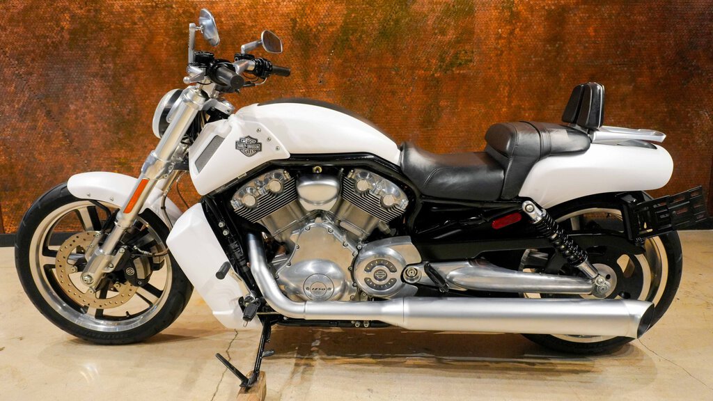 2013 HARLEY DAVIDSON V-ROD