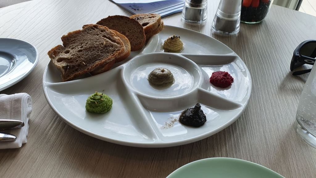 Ganz Schön Gesund Restaurant