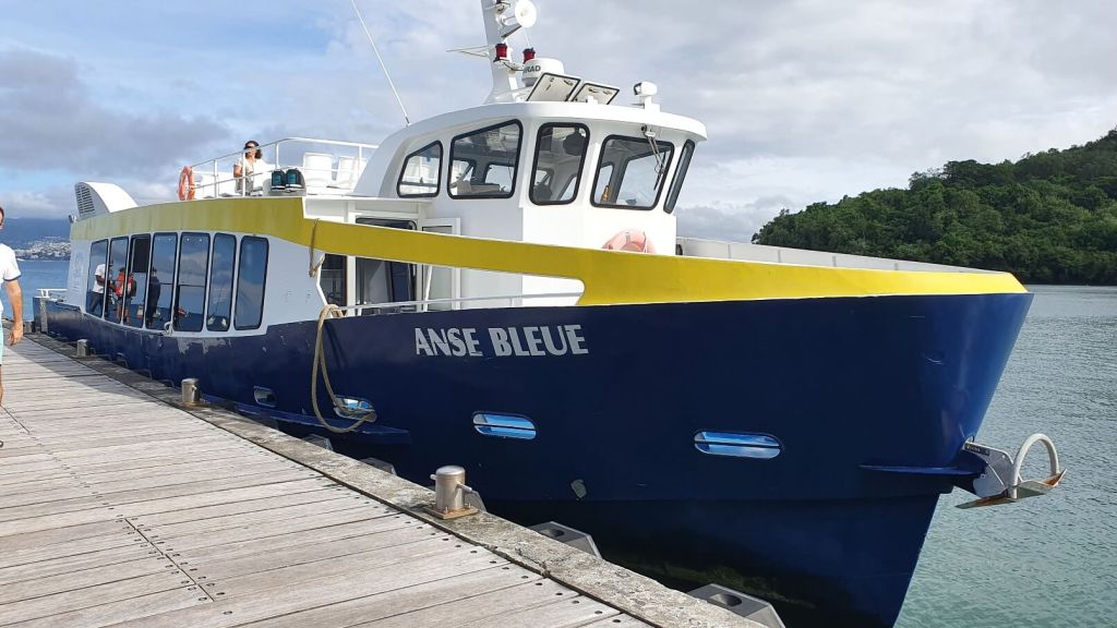 Fähre Anse Bleue