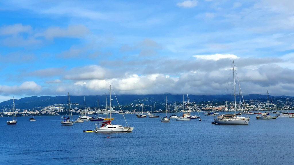 Boote in der Bucht von Fort de France von der Fähre