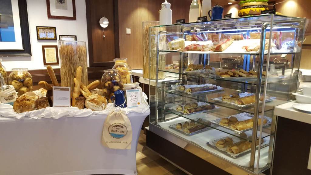 Die Backstube an Bord der Mein Schiff 4