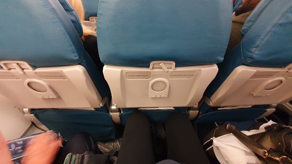 Keine Beinfreiheit bei der SmartLynx