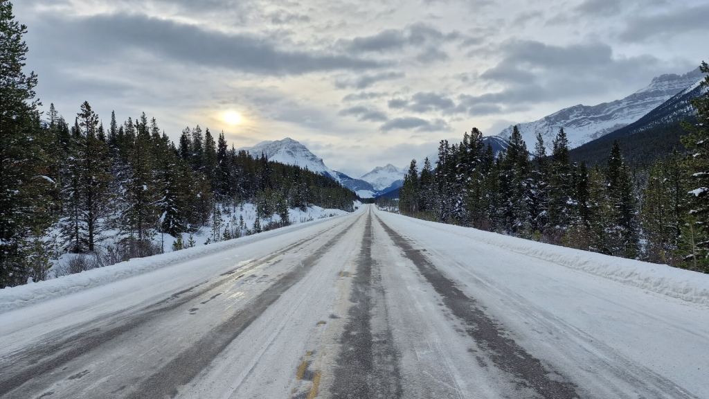 Die Fahrt über den Icefields Parkway im Winter