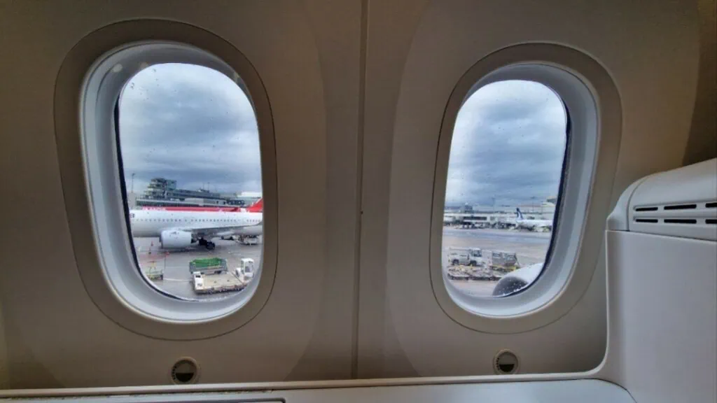 Air Canada Business Class 787-9