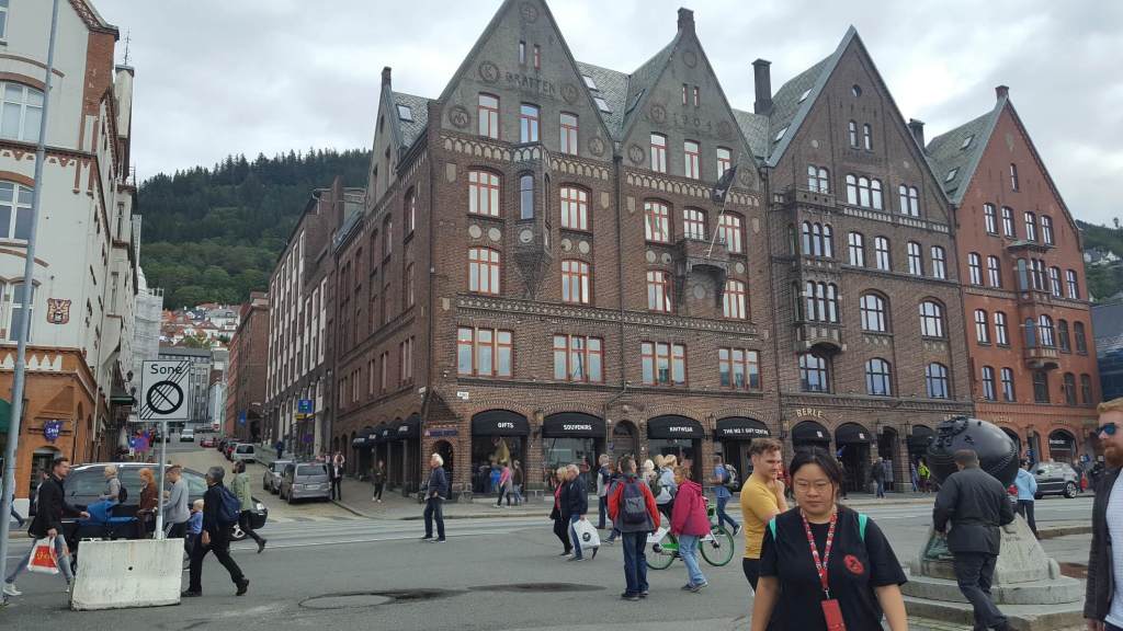 Innenstadt beim Landausflug Bergen