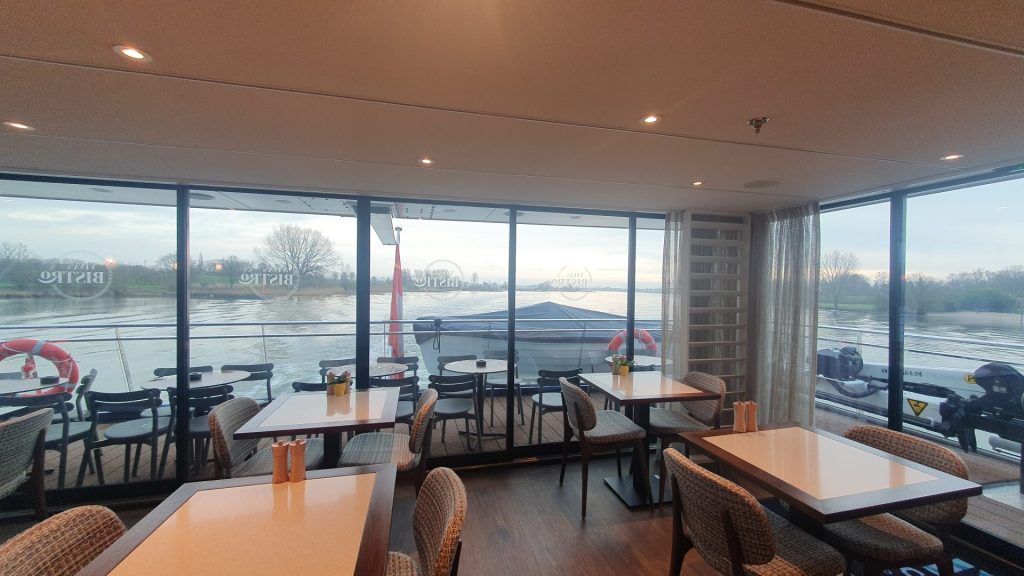 Viva Bistro / Viva Cruises Restaurants