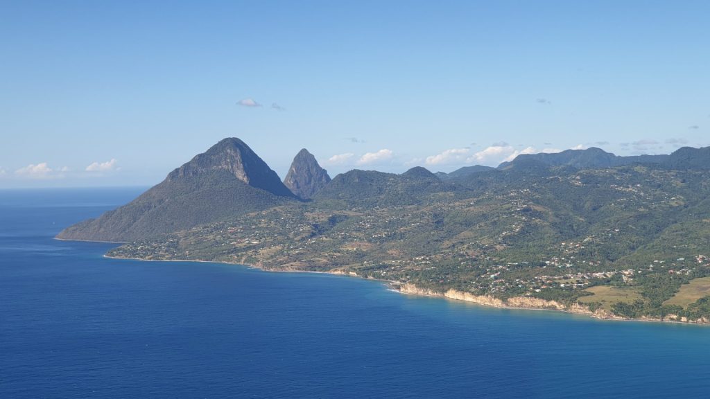 Die Pitons vom Flugzeug