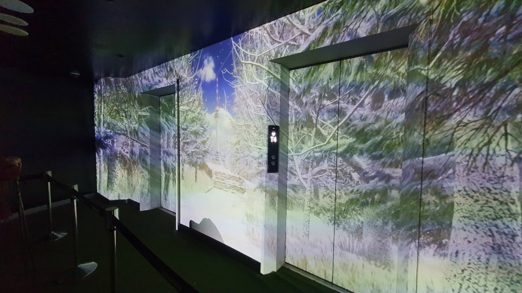 Auszug mit stimmungsvoller Beleuchtung am N Seoul Tower