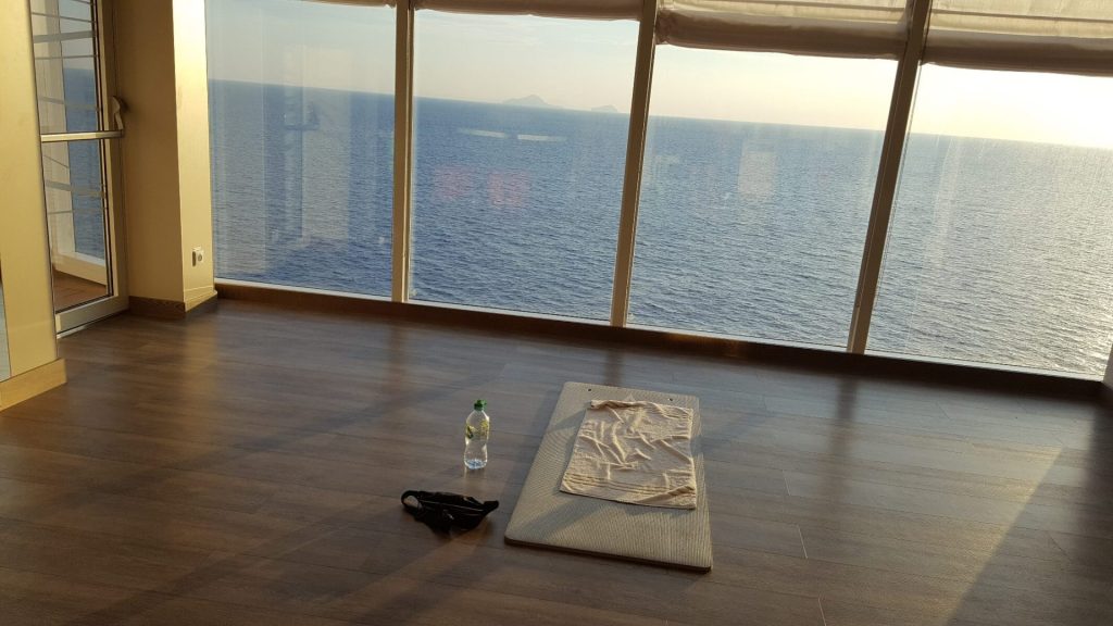 Sport mit Aussicht auf der Mein Schiff 4